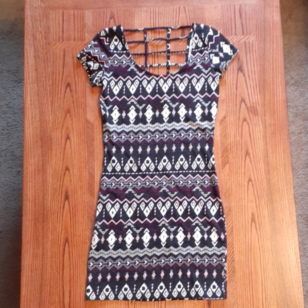 Juniors fitted dress | Aztec pattern | stretchy